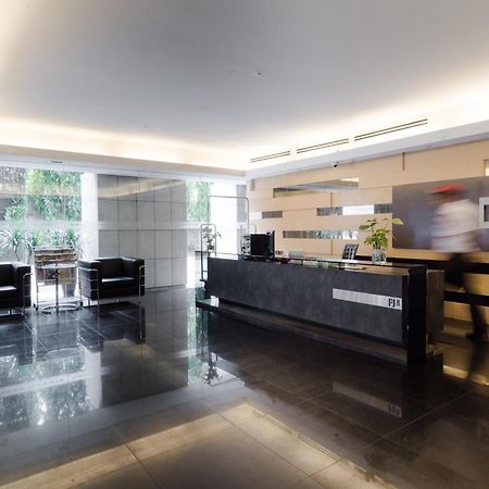 Pj8 Service Suites By Airhost เปอตาลิงจายา ภายนอก รูปภาพ