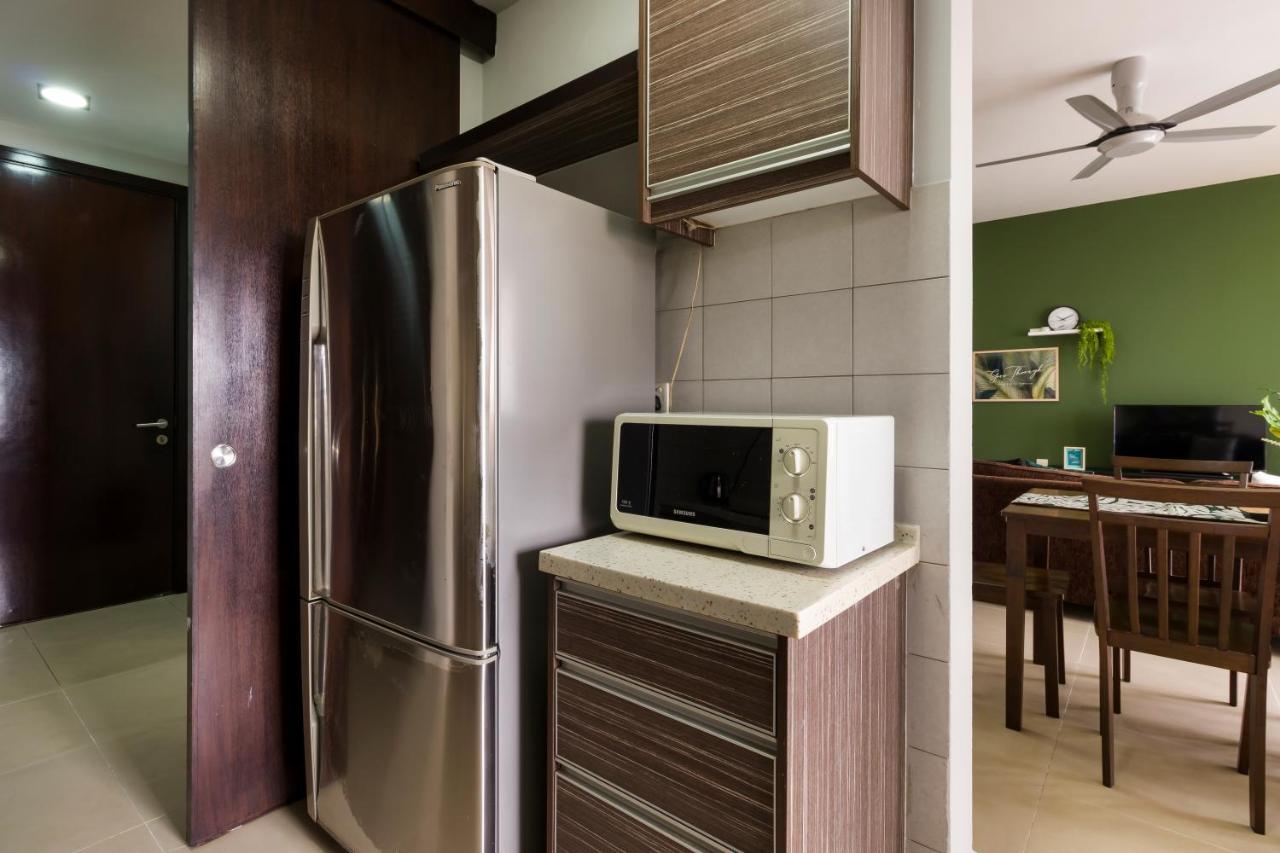 Pj8 Service Suites By Airhost เปอตาลิงจายา ภายนอก รูปภาพ
