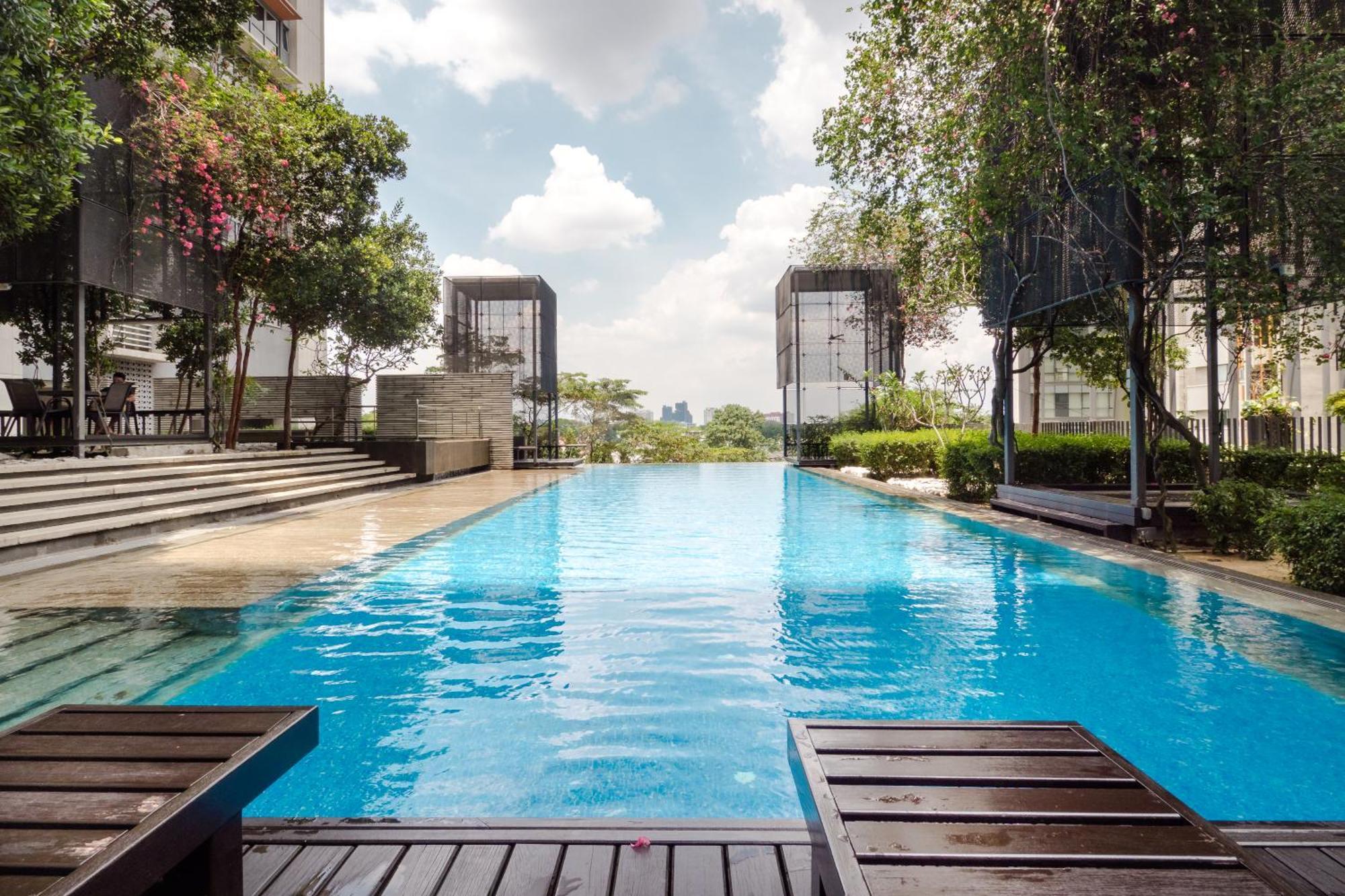 Pj8 Service Suites By Airhost เปอตาลิงจายา ภายนอก รูปภาพ